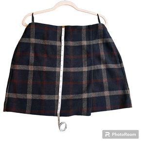 Uniqlo skirt. Size 6